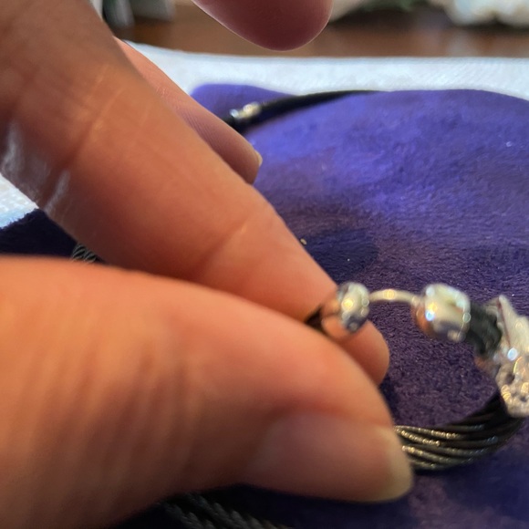 This is a David Webb diamond necklace and earrings - Picture 7 of 9